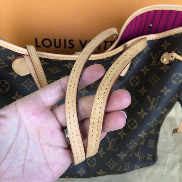 Authentic Louis Vuitton Neverfull GM - Picture 3 of 8
